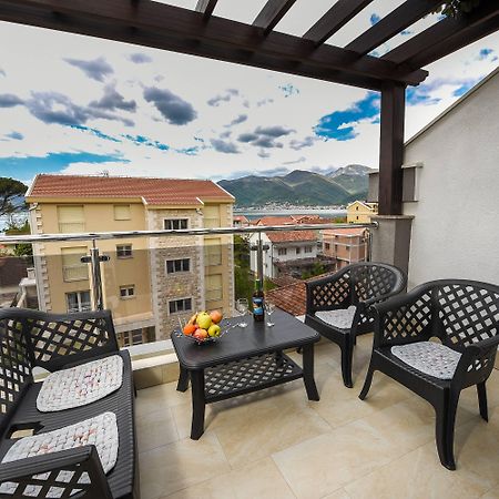 Sea Point Apart Hotel Tivat Luaran gambar