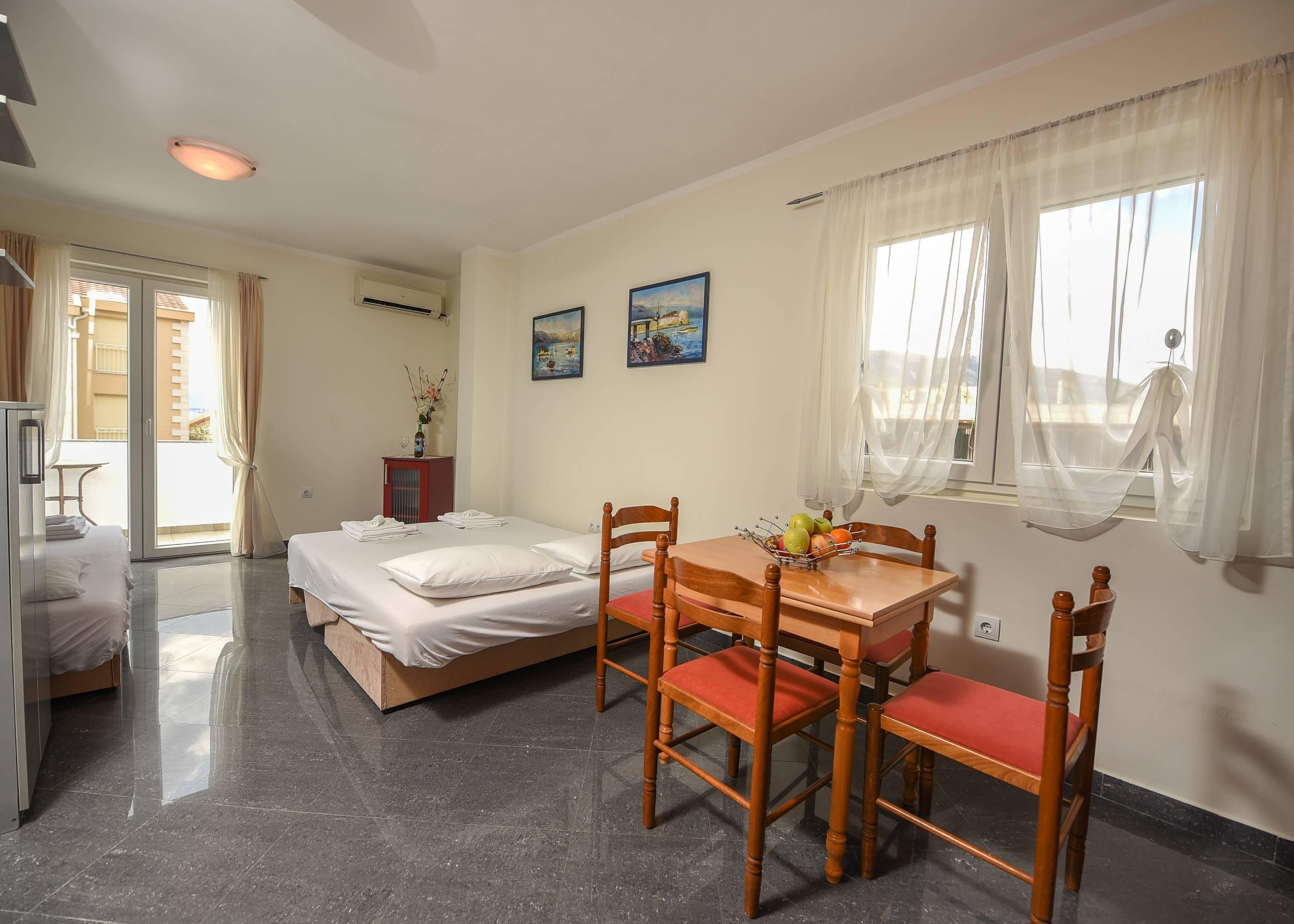 Sea Point Apart Hotel Tivat Luaran gambar