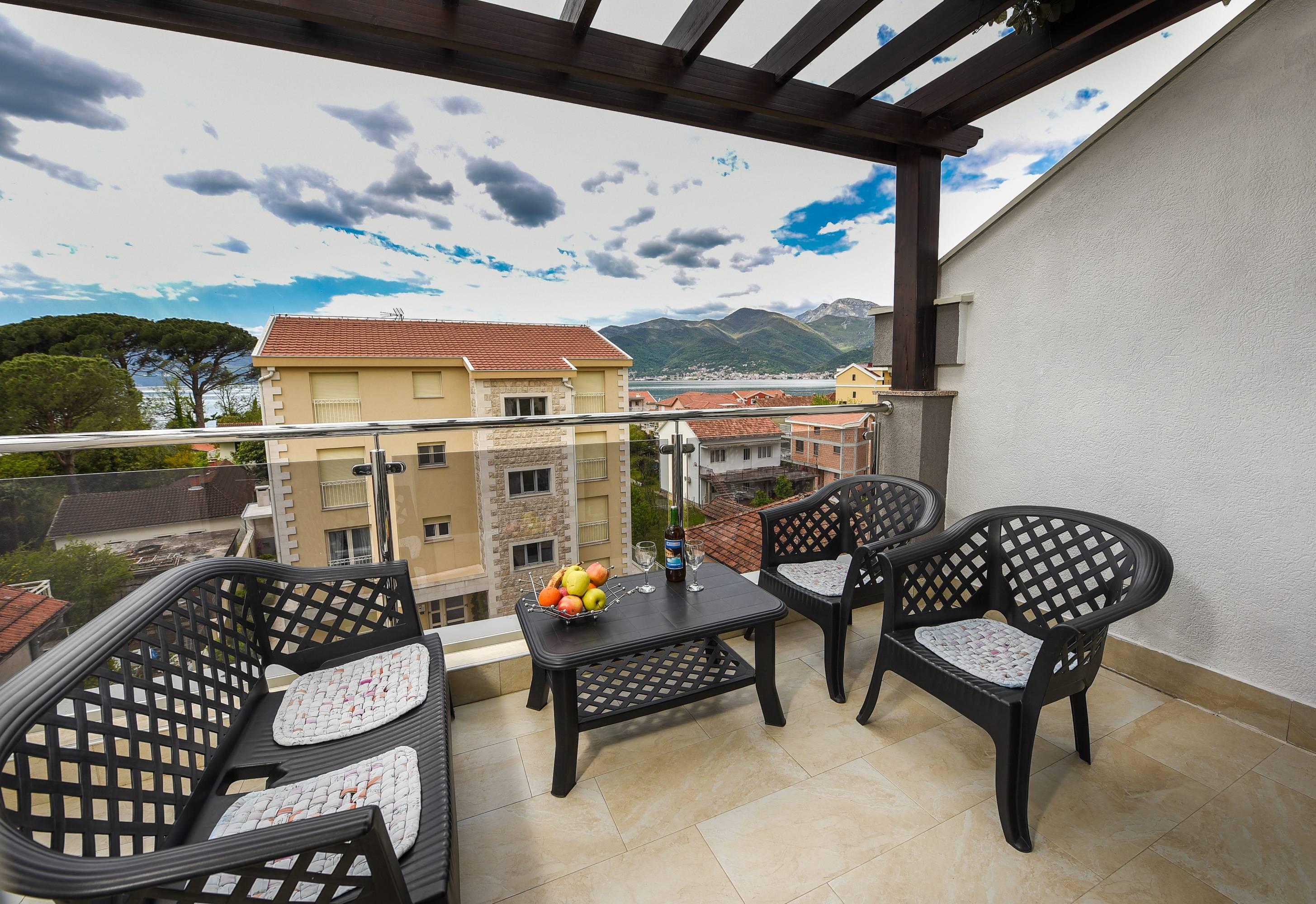 Sea Point Apart Hotel Tivat Luaran gambar