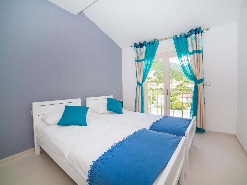 Sea Point Apart Hotel Tivat Luaran gambar